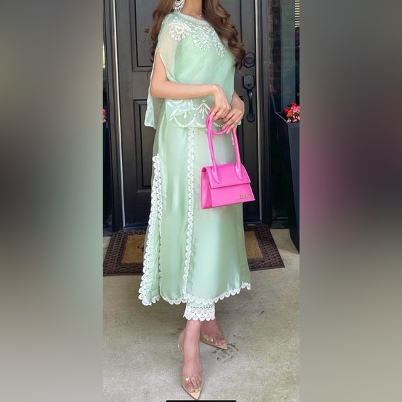 Sehrish Rehan Eid Collection - Pakistani designer suit - Picture 6 of 9